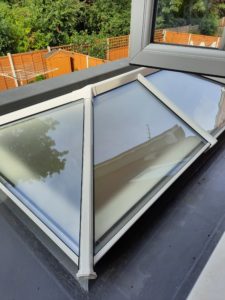 Elevate lantern roof by Liniar with frosted glass